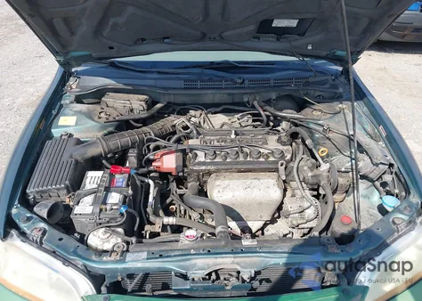 2002 Honda Accord 2.3 Lx from USA, damaged, VIN 1HGCG66522A005763